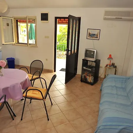 Valparaiso * Sutivan